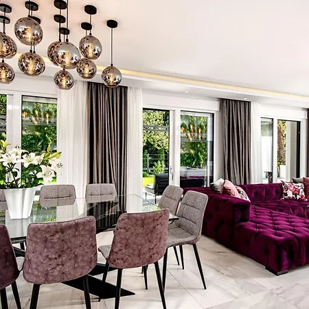 Luxury Velvet Bourbon Split With Pool, Tennis Court & Willa Kaštela